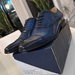 Gino Vitale Men's Oxfords - size 9